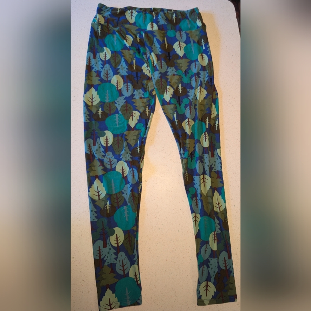 LuLaRoe Tree Patterned Leggings - Blue and Green